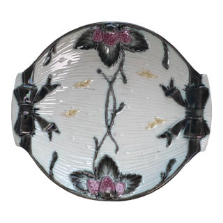Wedgewood Majolica Plate With Strawberries and Bow For Sale