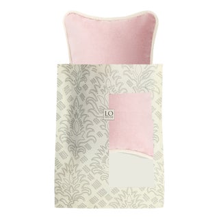 The Gift Micro Cushion in Light Pink Velvet with White Piping by Lorenza Briola for Lo Decor For Sale