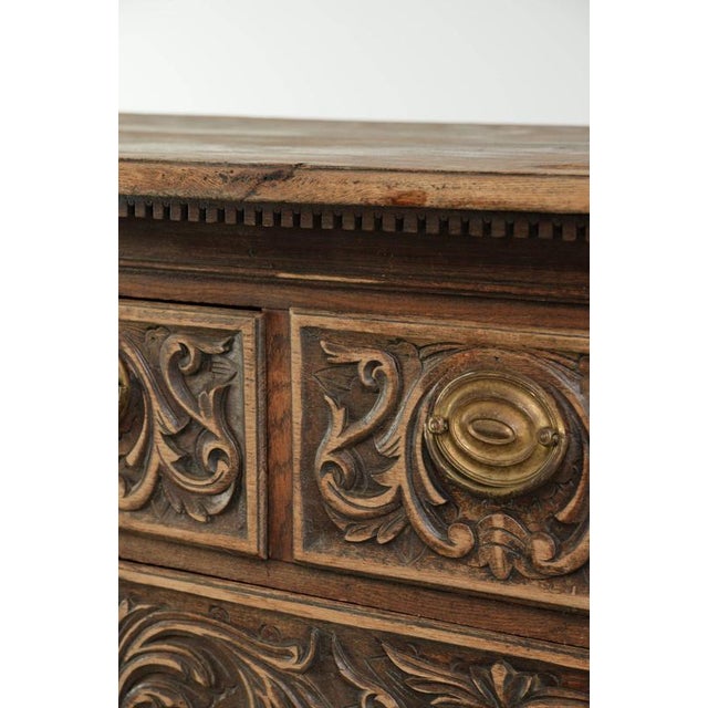 18th Century English Oak Chest of Drawers For Sale - Image 11 of 16