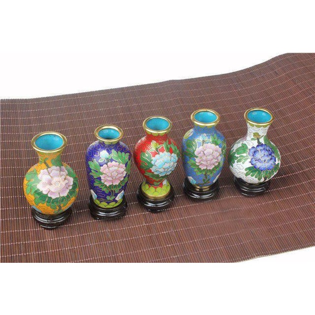 Turquoise Set of 5 Miniature Chinese Cloisonné Vases | Floral Motif With Wood Stands & Box For Sale - Image 8 of 8