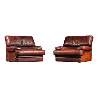Pair of Mid 20th Century Italian-Inspired Leather Lounge Chairs in Red For Sale