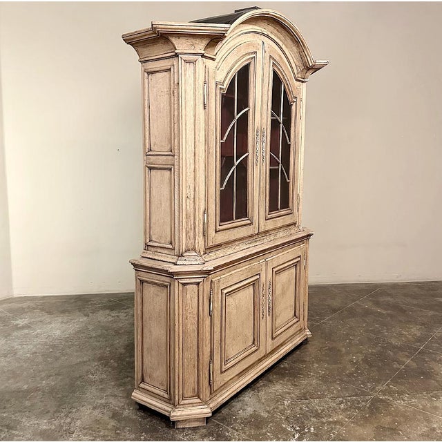 Grand 18th Century Dutch Bookcase in Stripped Oak For Sale - Image 4 of 16