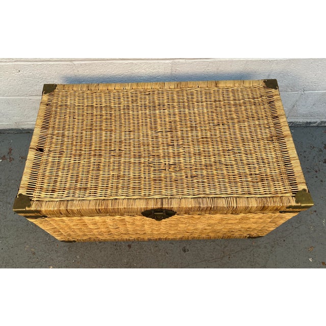 Chinoiserie Vintage Asian Chinoiserie Wicker Trunk With Brass Hardware For Sale - Image 3 of 17