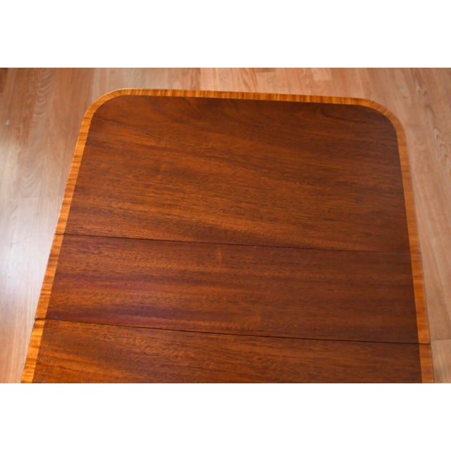 1920s Antique English Mahogany Banded Satinwood Drop-Leaf Side Table For Sale - Image 11 of 12