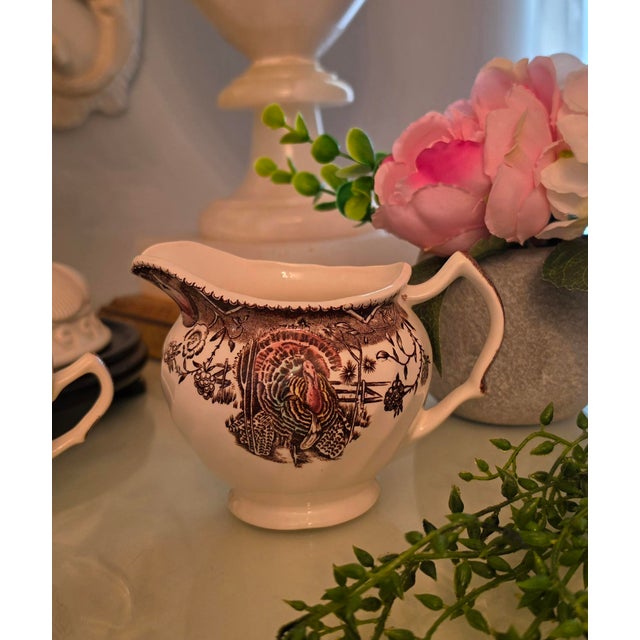 Cream Vintage Johnson Brothers His Majesty Creamer Pitcher England For Sale - Image 8 of 10