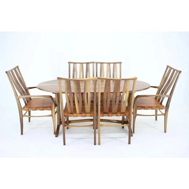 Made of solid EWalnut and leather - made by William Pagden furniture maker in Netherland - quality craftsmanship - Dining...
