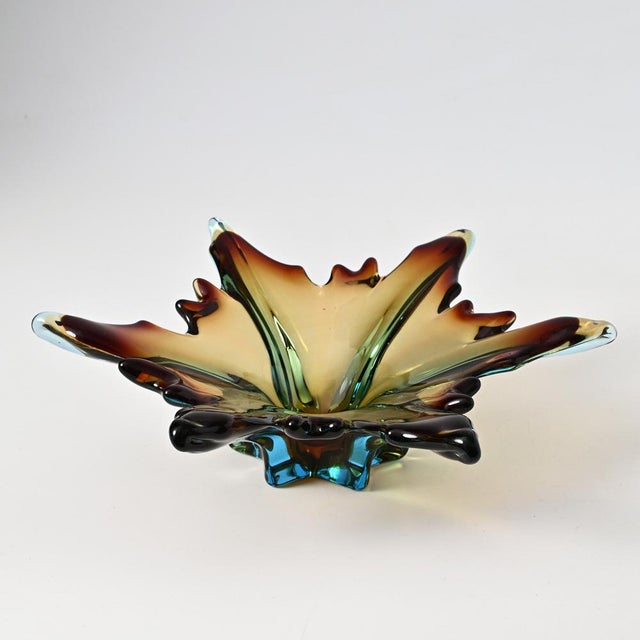 Mid-Century Modern Sommerso Murano Glass Bowl from Cristallo Venezia CCC, 1960s For Sale - Image 3 of 11