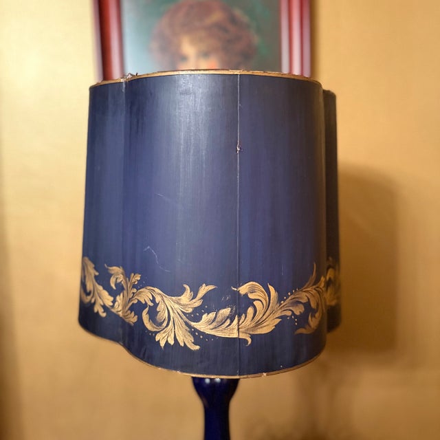 Pair of Vintage Italian Cobalt Blue Porcelain & Gilt Brass Table Lamps – Mid-20th Century Rich cobalt blue porcelain...