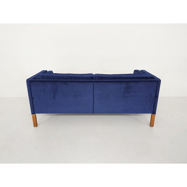 Vintage Model 2335 Couch by Borge and Peter Mogensen for Fredericia, Denmark, 1975 For Sale - Image 10 of 18