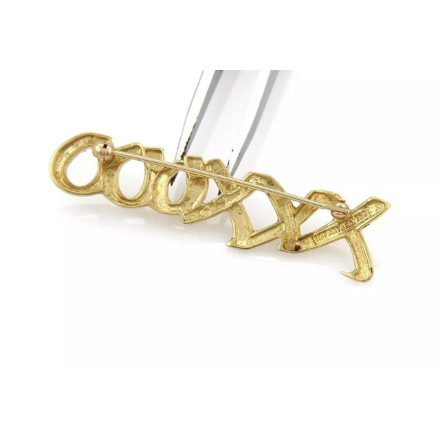Contemporary Tiffany & Co. Picasso 18k Yellow Gold Xo Brooch Pin For Sale - Image 3 of 4