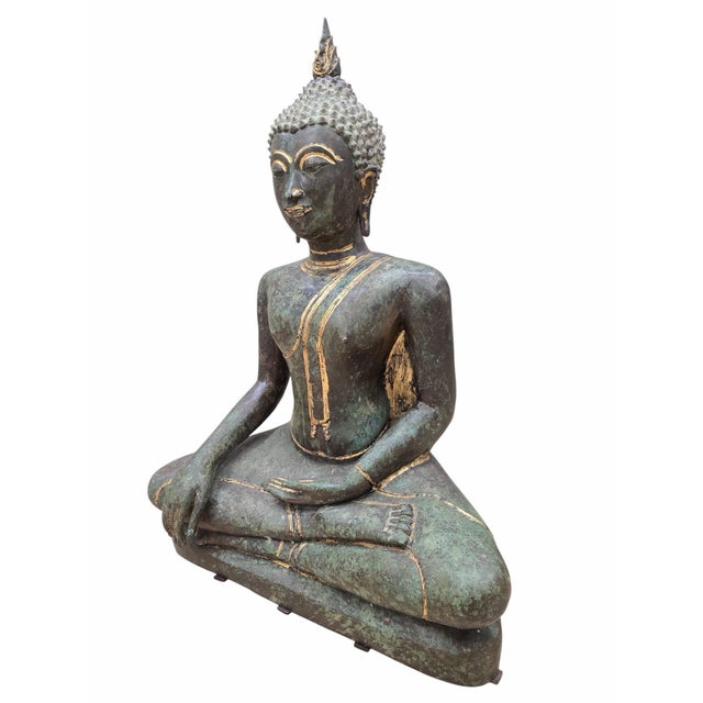 Vintage Thai Gilt Bronze Seated Buddha Sculpture in Earth-Touching Mudra For Sale - Image 4 of 10