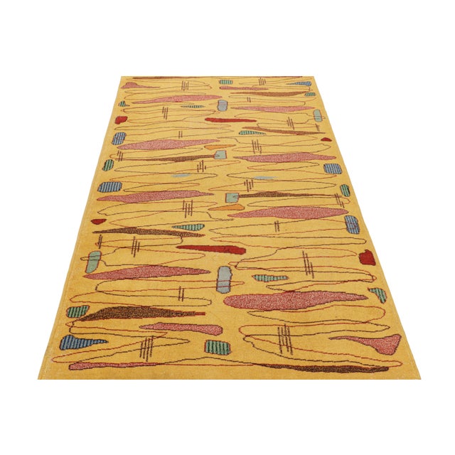 1960s Vintage Zeki Müren Rug in Gold With Geometric Patterns, From Rug & Kilim For Sale - Image 5 of 7