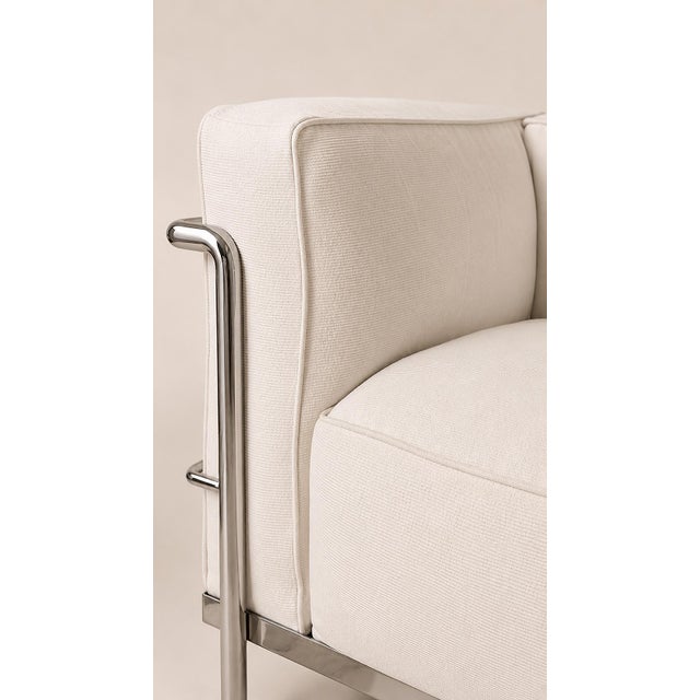 Beige LC3 Lounge Chairs by Le Corbusier for Cassina, 2014, Set of 2 For Sale - Image 8 of 12