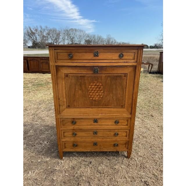 18th Century French Louis XVI Walnut Secretary Desk For Sale - Image 9 of 12