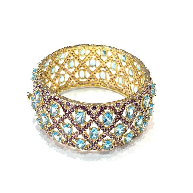 Baroque Bochic “Capri” Vintage Blue Topaz, Sapphire & Amethyst Cuff 18K Gold & Silver For Sale - Image 3 of 13