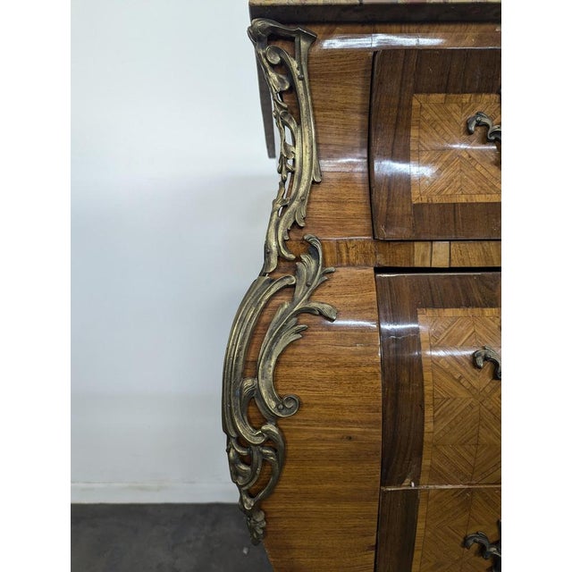 2000 - 2009 Regency Style Tomb Chest of Drawers, 20th Century For Sale - Image 5 of 11