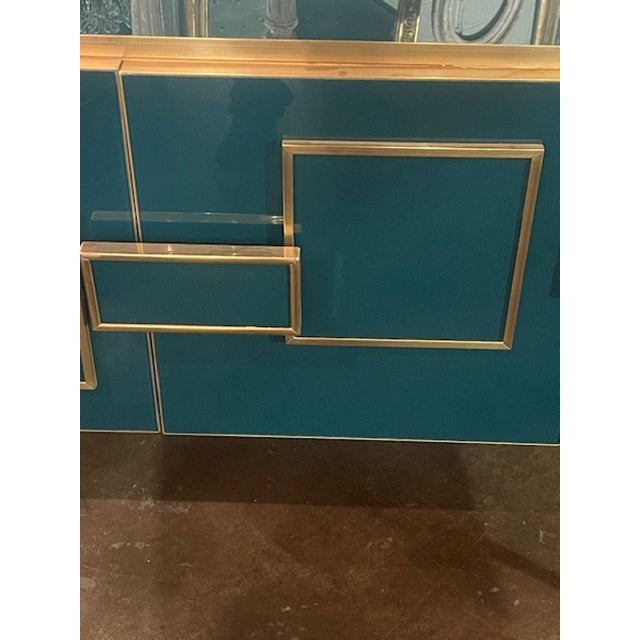 Modern Modern Murano Glass and Brass Cabinet in Peacock Plume Green For Sale - Image 3 of 6