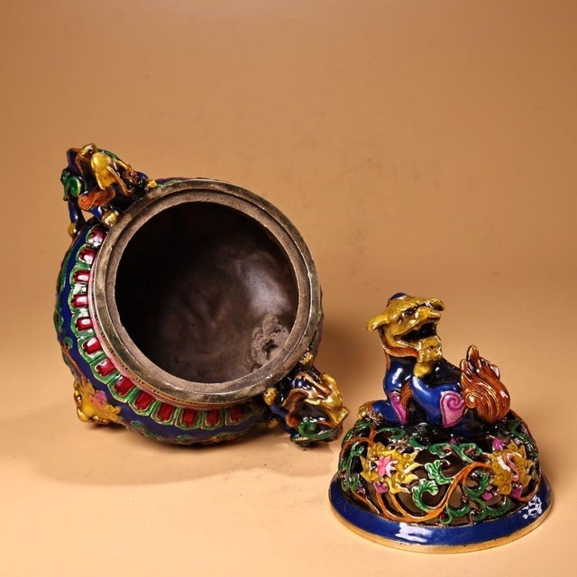 Late 19th Century Cloisonné Enamel Censer With Lion Finial, 1.3kg For Sale - Image 4 of 9