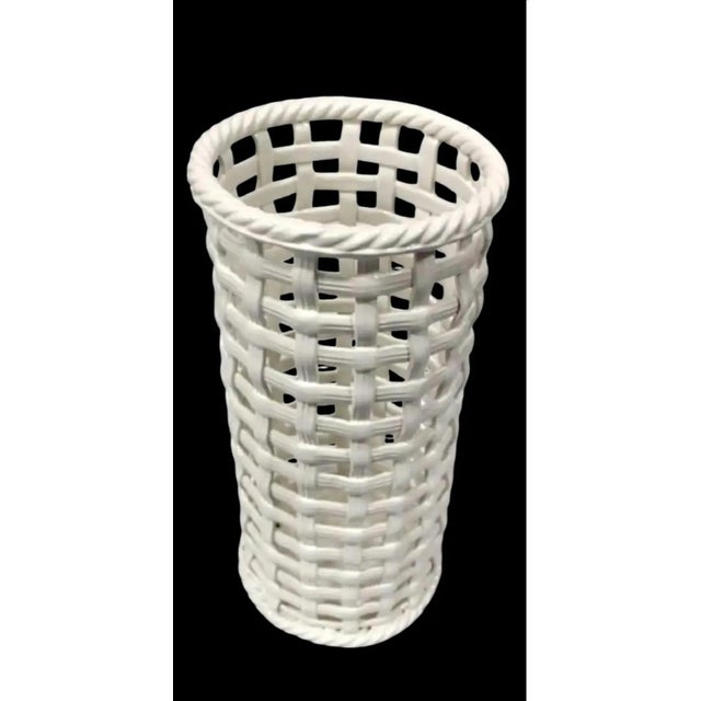 1960s 1960s Hollywood Regency Ceramic Basketweave Umbrella / Cane Stand For Sale - Image 5 of 5