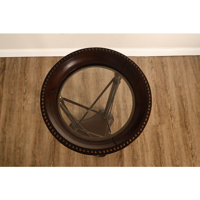 Late 20th Century Late 20th Century Regency Style Pair Of Mahogany Pedestal Plant Stands For Sale - Image 5 of 18