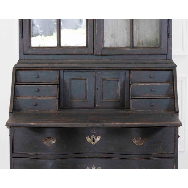 Swedish 18th Century Baroque Vitrine For Sale - Image 9 of 12