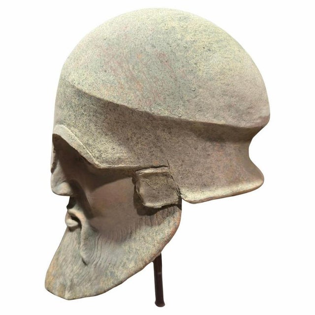 Head of the Dying Warrior of the Frontons of Egina, 20th Century, Terracotta For Sale - Image 9 of 10