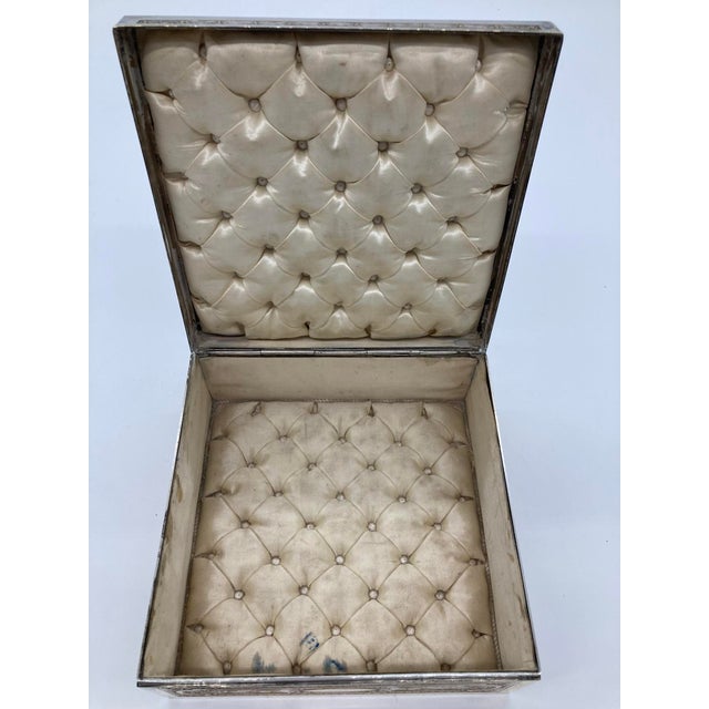 Antique Silver Plated Jewelry Box Le Denicheur by Boucher Engraved by B.Wicker For Sale - Image 4 of 17