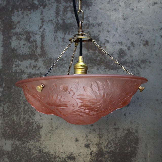 Metal Art Nouveau French Brass and Pink Pressed Glass Pendant Light, 1920s For Sale - Image 7 of 9