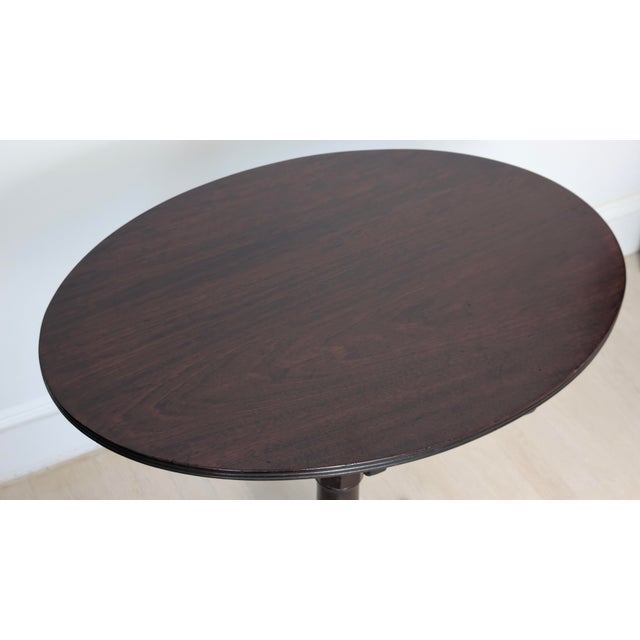 19th C. English Mahogany Tilt-Top Table With Tripod Pedestal Base For Sale In New York - Image 6 of 15