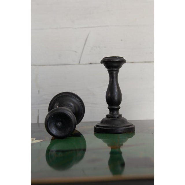 Marbled Spheres with Pedestals in Wood, 1950s, Set of 2 For Sale - Image 6 of 8