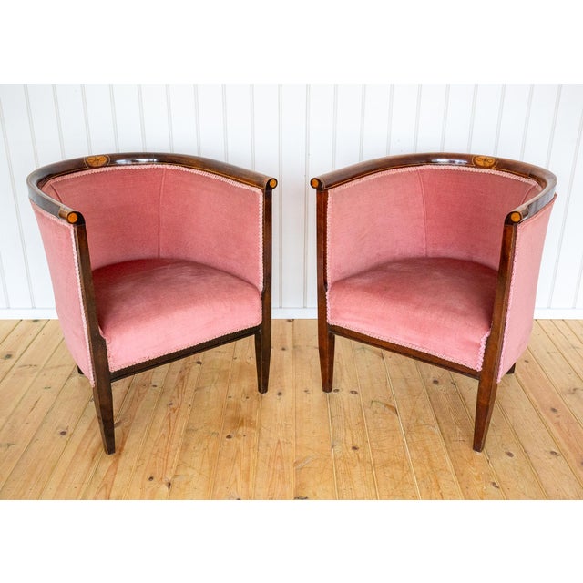 Antique Art Nouveau Edwardian Barrel Back Tub Armchairs in Mahogany and Pink Upholstery, 1910, Set of 2 For Sale - Image 14 of 18