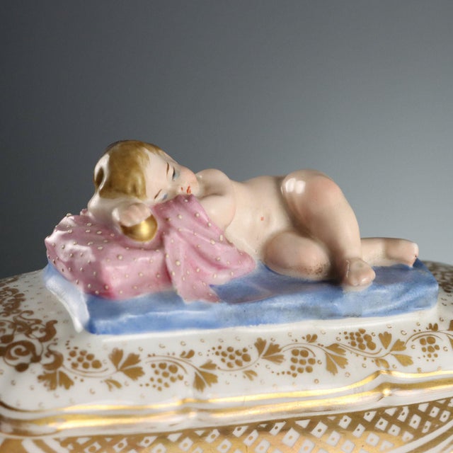 French Inkwell in Porcelain For Sale - Image 3 of 10