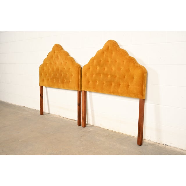 Mid-Century Modern Grosfeld House Style Mid-Century Hollywood Regency Tufted Velvet Upholstered Twin Headboards, Pair For Sale - Image 3 of 13