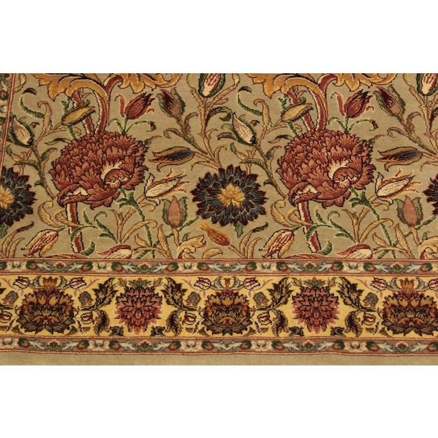 Textile 1980s Shabby Chic 1980's Heritage Lt. Tan/Blue Wool Rug - 4'0 X 6'0 For Sale - Image 7 of 8