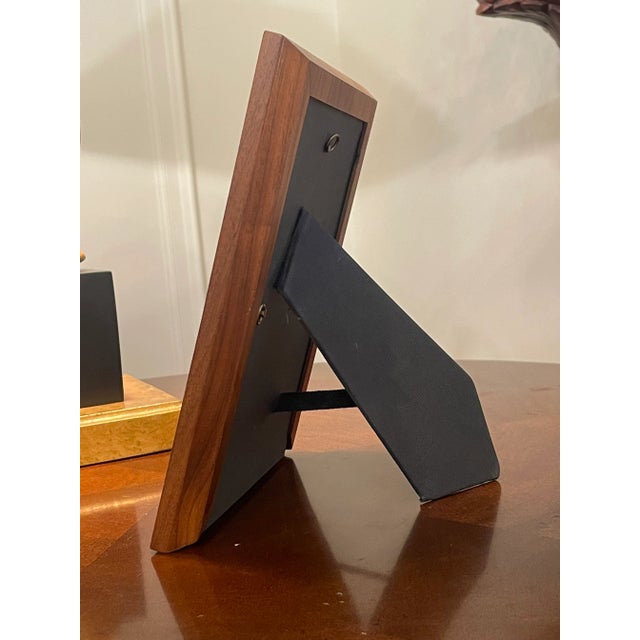 Traditional Oval Walnut Wood & Gold Finish Table Top Mirror For Sale In Houston - Image 6 of 12