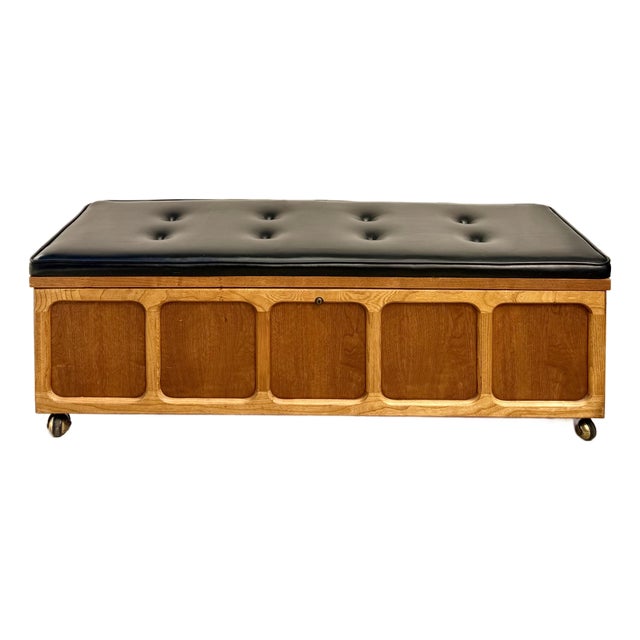 1960s Lane Mid-Century Oak Cedar Chest Storage Bench With Black Upholstery For Sale