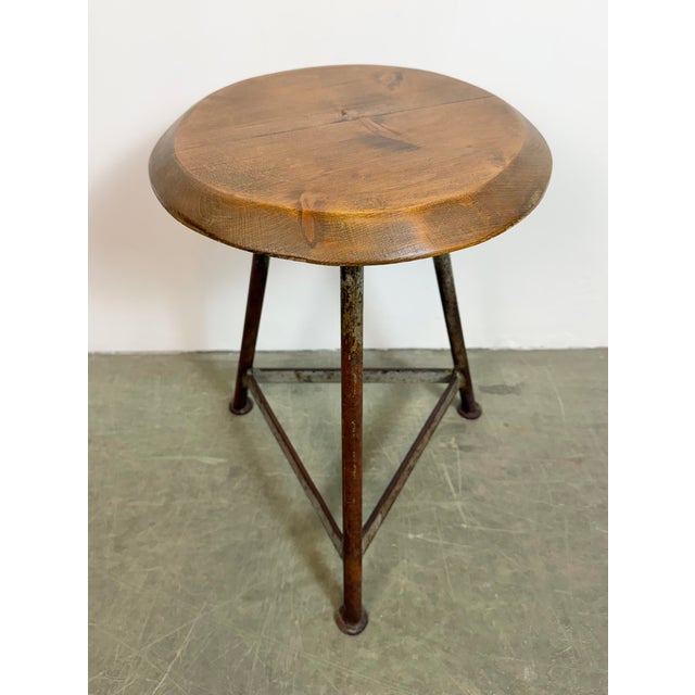 Mid-Century Modern Industrial Grey Workshop Stool, 1960s For Sale - Image 3 of 18