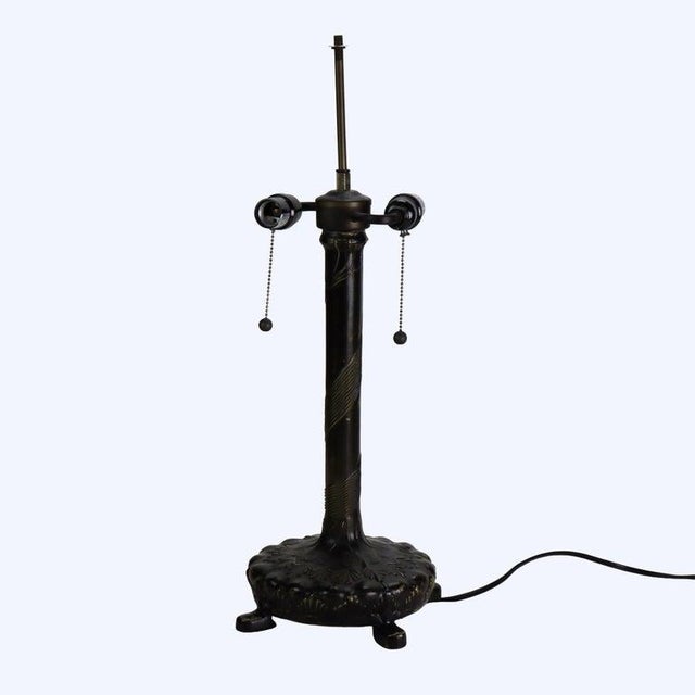 Early 20th Century Tiffany School Floral Leaded Stained Glass Table Lamp For Sale - Image 4 of 15