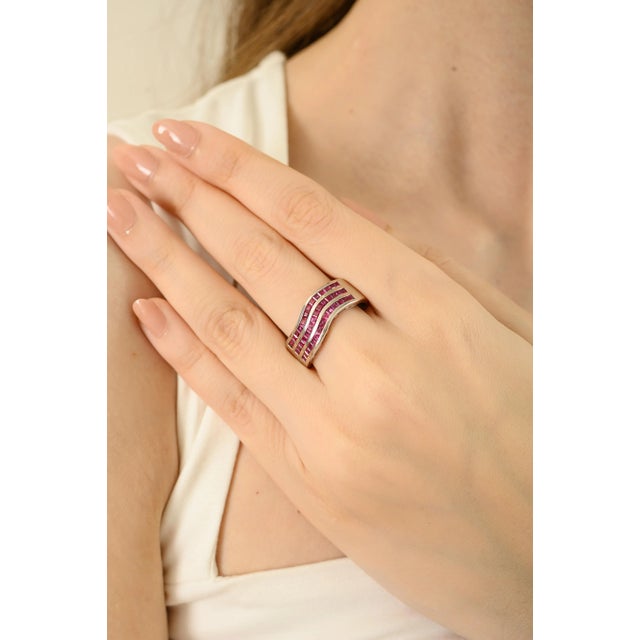 Silver Contemporary Wave Natural 2.02 Ct Ruby Channel Set Band Ring Size 8 For Sale - Image 8 of 12