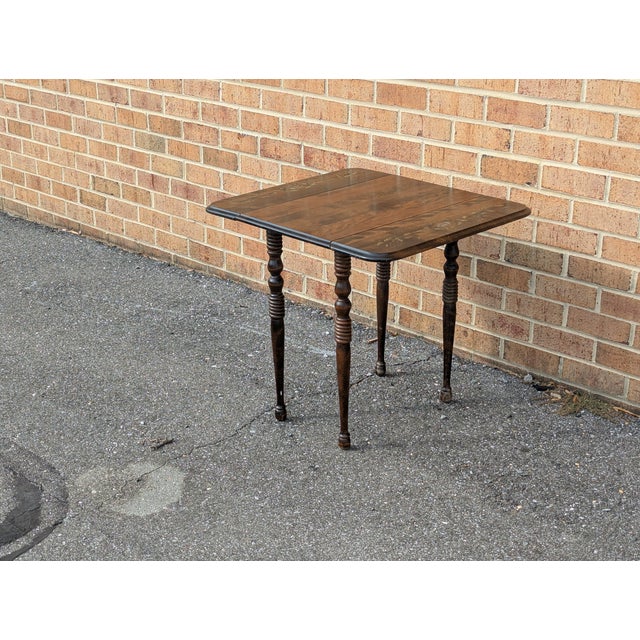 Wood Vintage Federal Style Hand-Painted Pine Drop-Leaf Side Table, Circa 1925 For Sale - Image 7 of 8