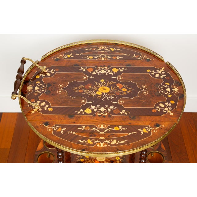 Hollywood Regency Vintage Italian Marquetry Bar Cart With Serving Tray For Sale - Image 3 of 11