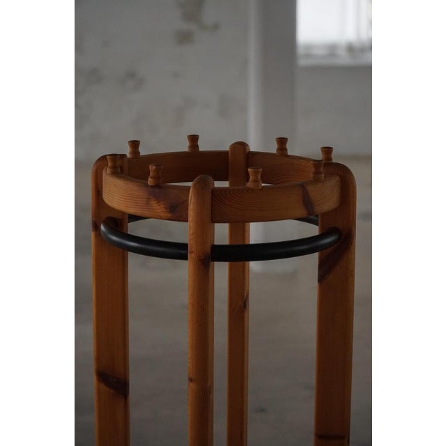 Danish Modern Brutalist Round Coat Stand in Pine, 1970s For Sale - Image 4 of 17