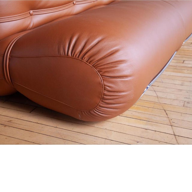 Gastone Rinaldi A Luxurious Tacchini Orsola Cognac Leather Sofa For Sale - Image 4 of 7