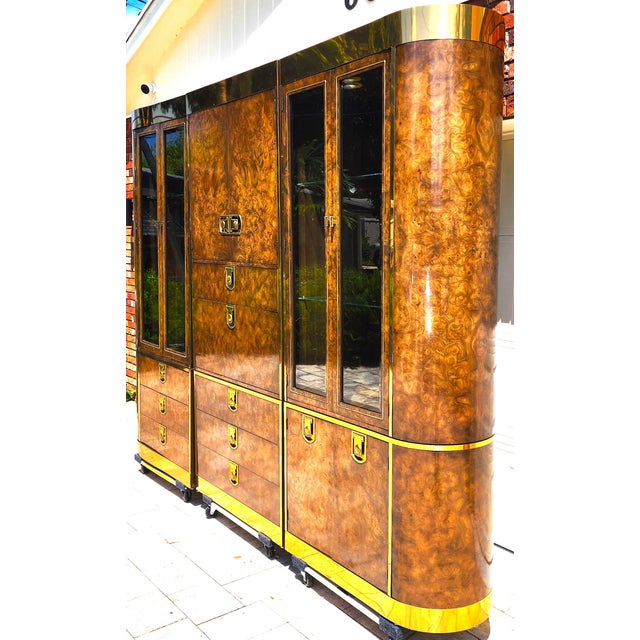 Mid-Century Modern Mastercraft Display Cabinets Burl & Brass For Sale - Image 3 of 16