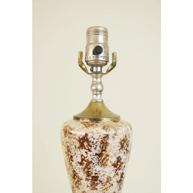 1940s Vintage Gold & White Speckled Table Lamp For Sale - Image 6 of 9