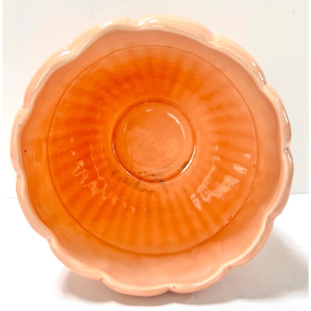 Vintage Peach Ceramic Shell Cachepot Planter – Coastal Palm Beach Style For Sale In Louisville - Image 6 of 7