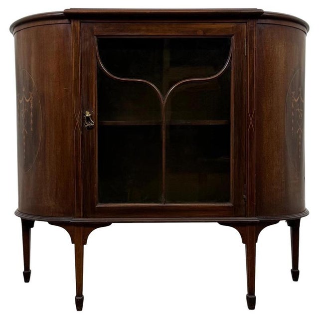 Early 20th Century English Edwardian Inlaid Mahogany Display Cabinet Vitrine For Sale - Image 11 of 11