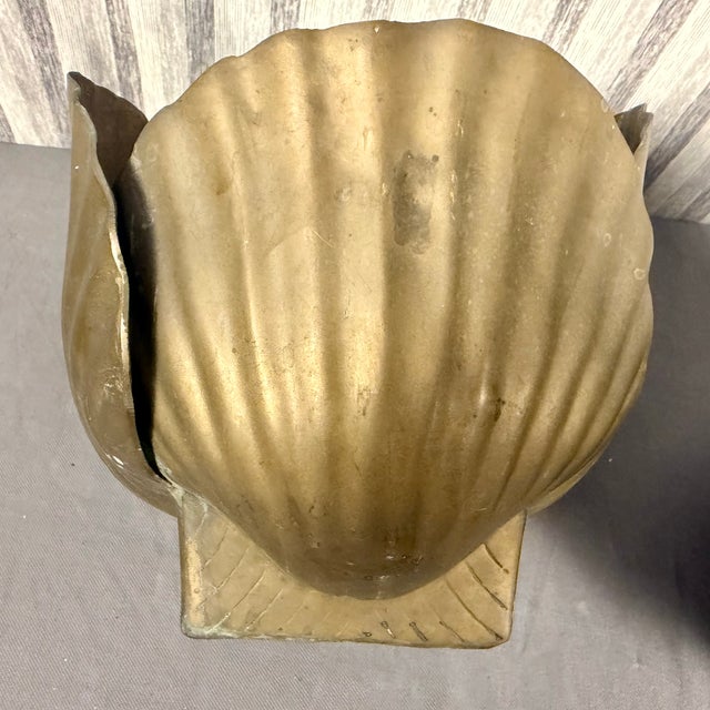 Pair of 1970s Hollywood Regency Brass Seashell Planters For Sale In Palm Springs - Image 6 of 11