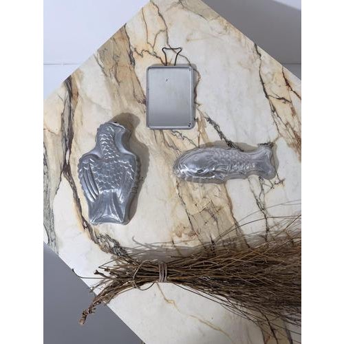1950s Mid-Century Modern Italian Aluminum Barber Shop Mirror, 1950s For Sale - Image 5 of 18