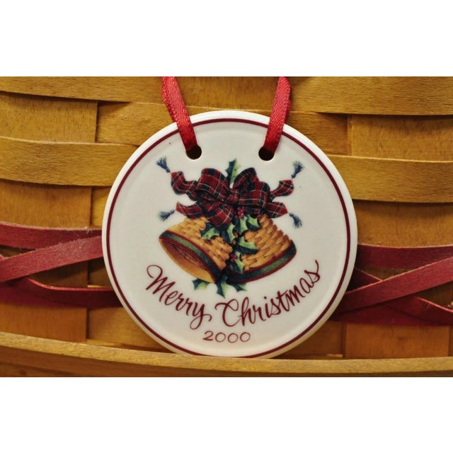 Late 20th Century Vintage Longaberger Christmas Edition 2000 Edition Deck the Halls Basket W/ Lid For Sale - Image 5 of 12